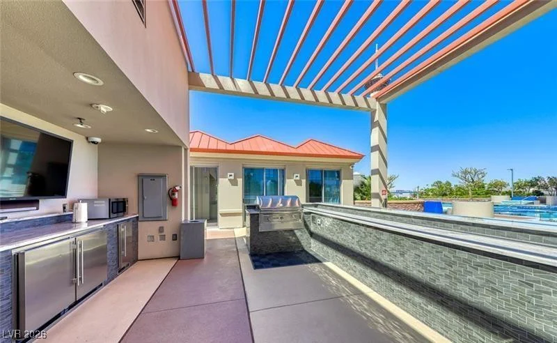 200 Sahara, Las Vegas, NV 89102