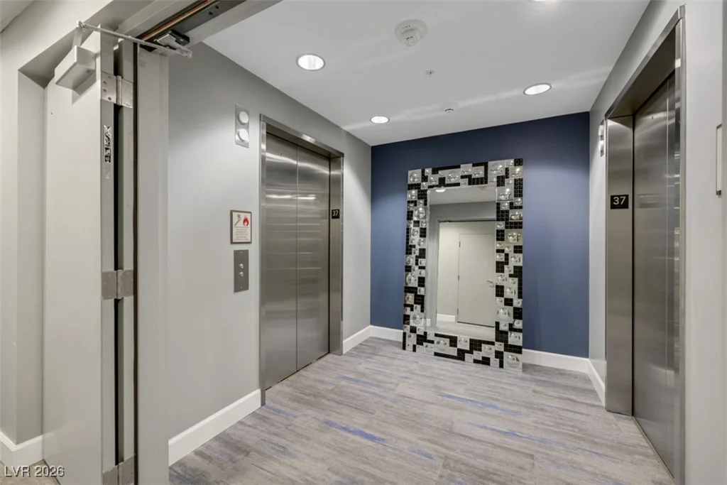 200 Sahara, Las Vegas, NV 89102