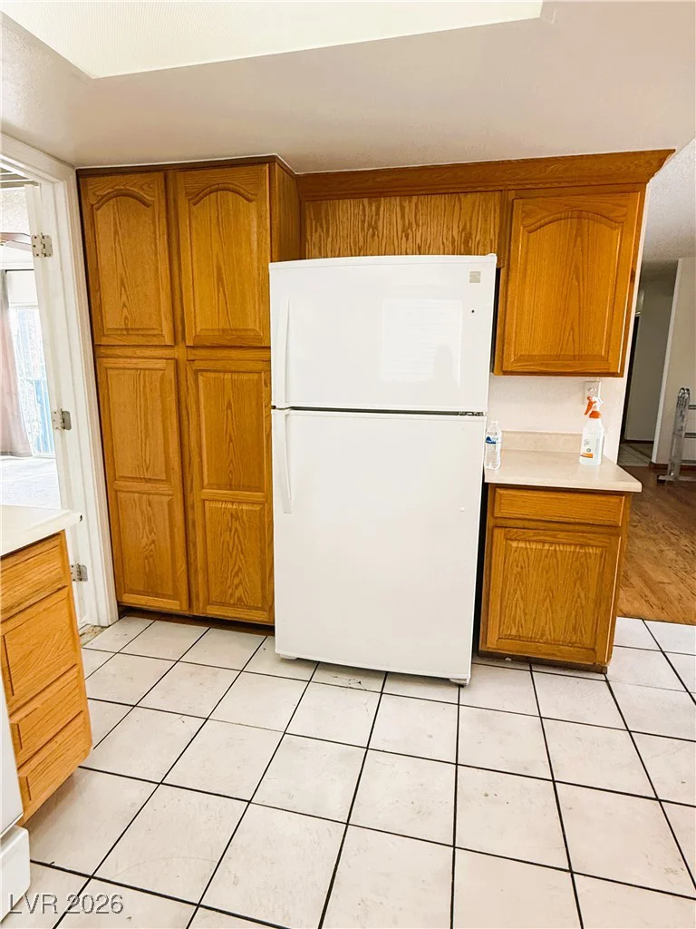 5311 Sandhill, Las Vegas, NV 89120