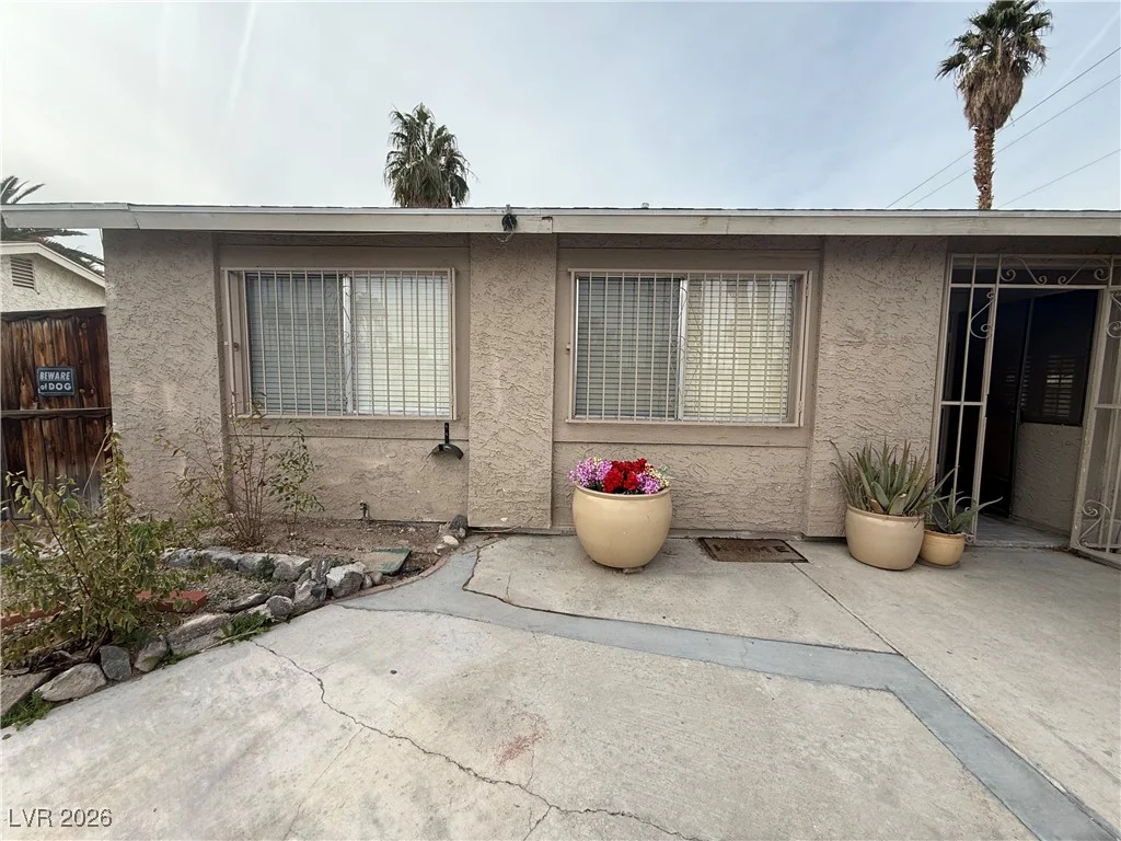 5311 Sandhill, Las Vegas, NV 89120