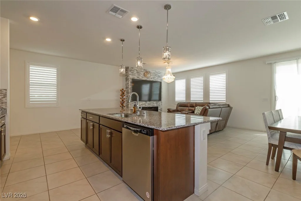 5161 Birchland Manor, Las Vegas, NV 89139