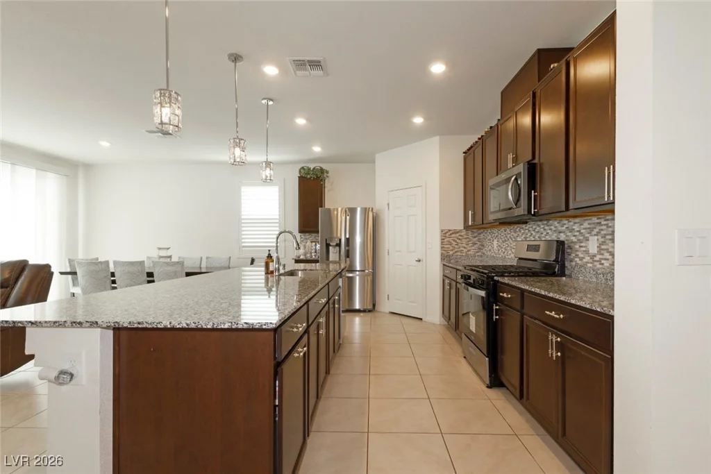 5161 Birchland Manor, Las Vegas, NV 89139