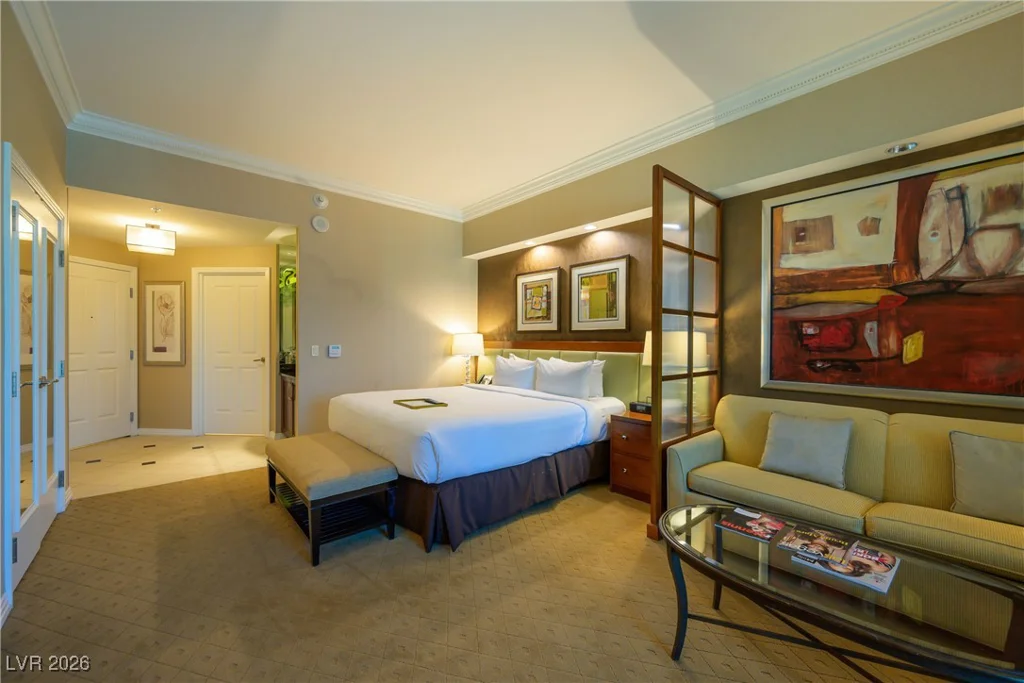 145 Harmon, Las Vegas, NV 89109