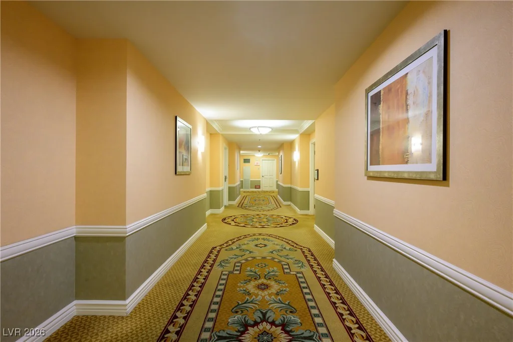 145 Harmon, Las Vegas, NV 89109
