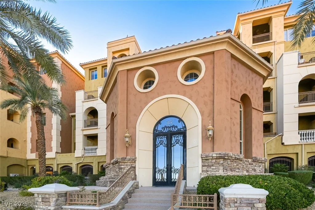 15 Via Mantova, Henderson, NV 89011