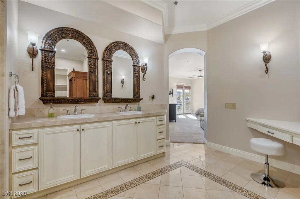 15 Via Mantova, Henderson, NV 89011