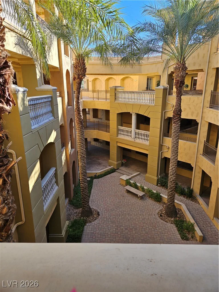 15 Via Mantova, Henderson, NV 89011