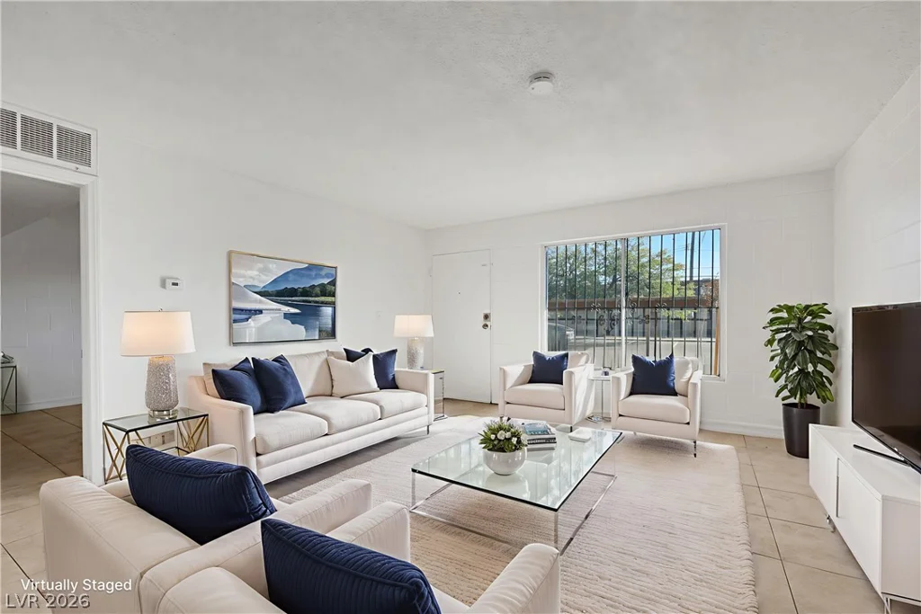 585 Royal Crest, Las Vegas, NV 89169