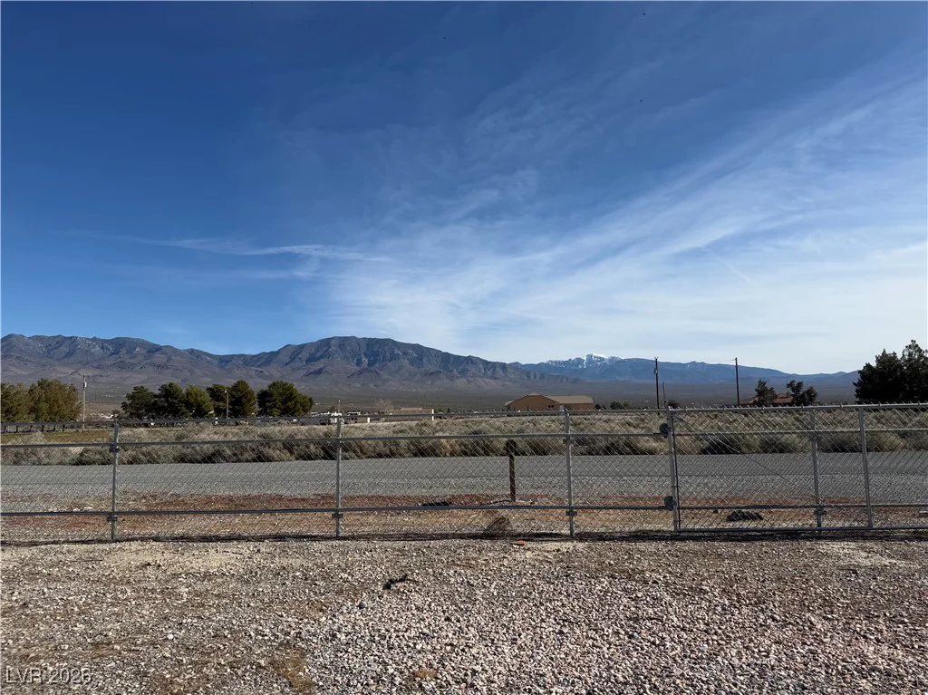 5260 Mooncrest, Pahrump, NV 89060
