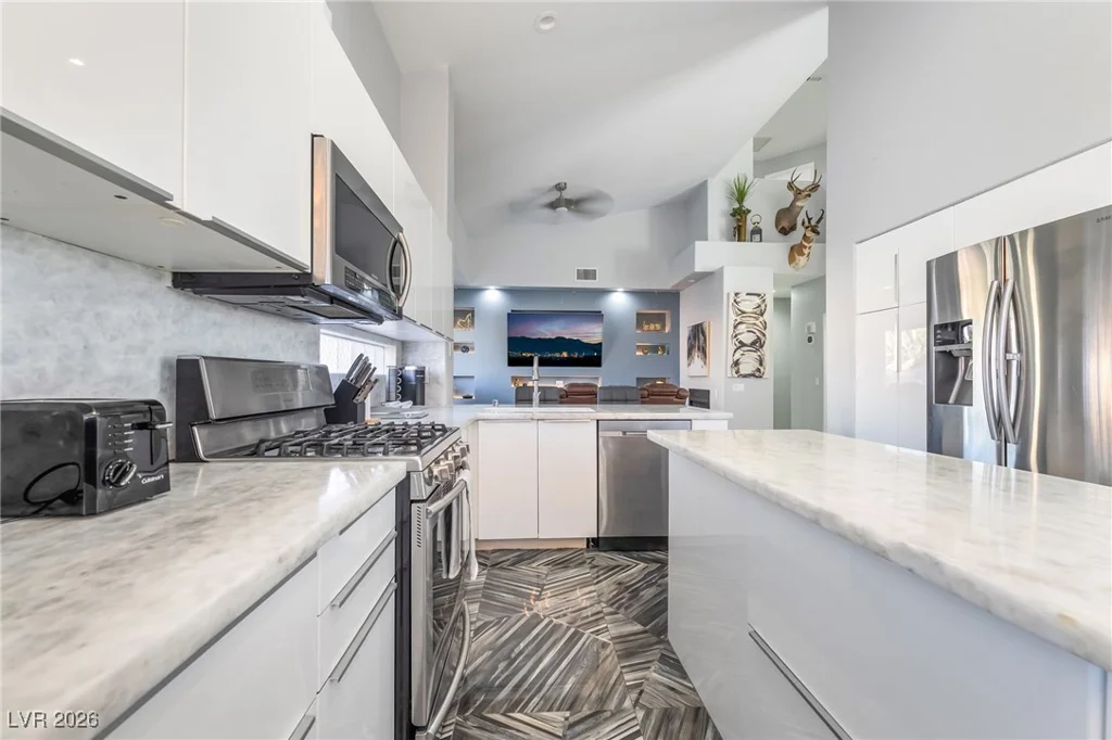 2076 Wigwam, Las Vegas, NV 89123