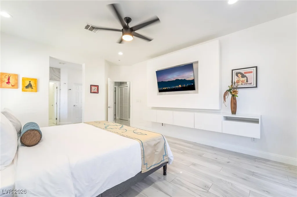 2076 Wigwam, Las Vegas, NV 89123