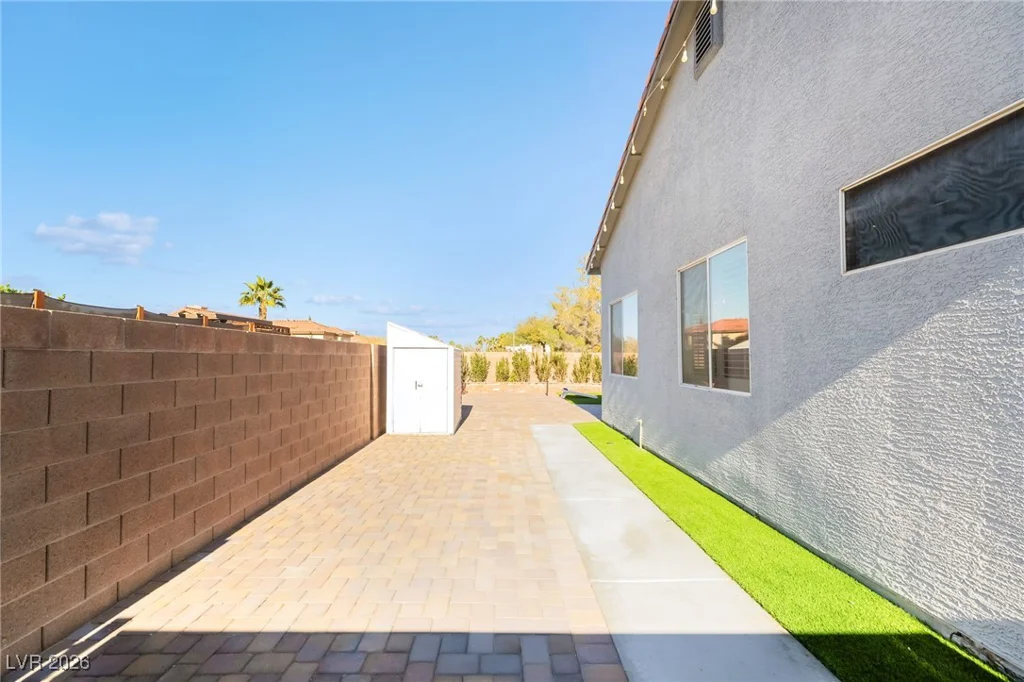 2076 Wigwam, Las Vegas, NV 89123