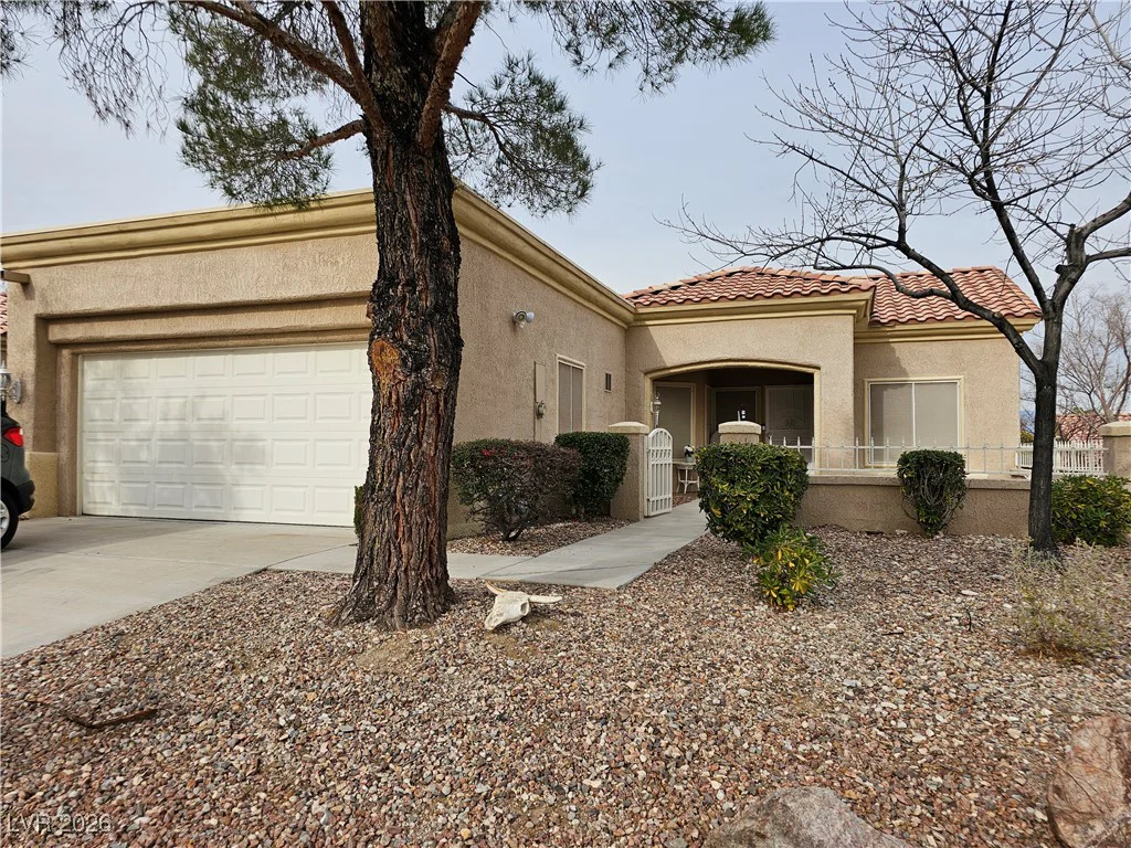 10016 Heyfield, Las Vegas, NV 89134