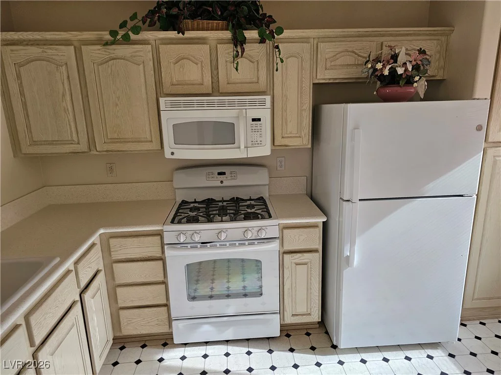 10016 Heyfield, Las Vegas, NV 89134