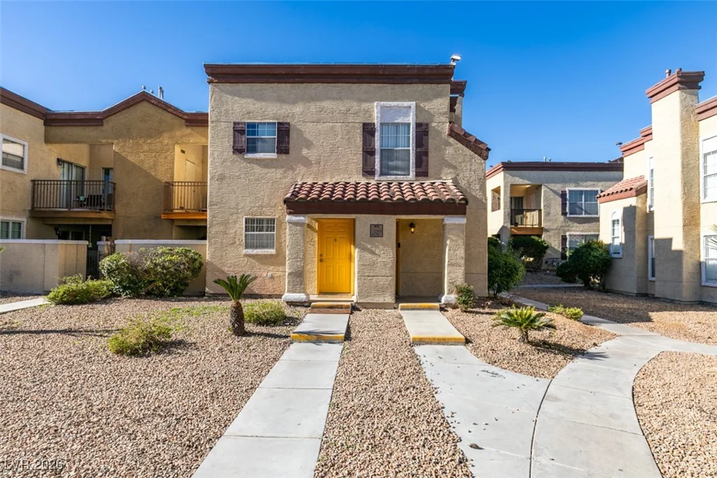 2801 Rainbow, Las Vegas, NV 89108