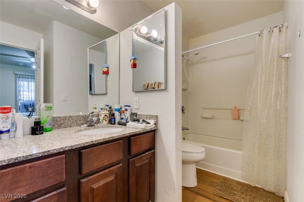 2801 Rainbow, Las Vegas, NV 89108