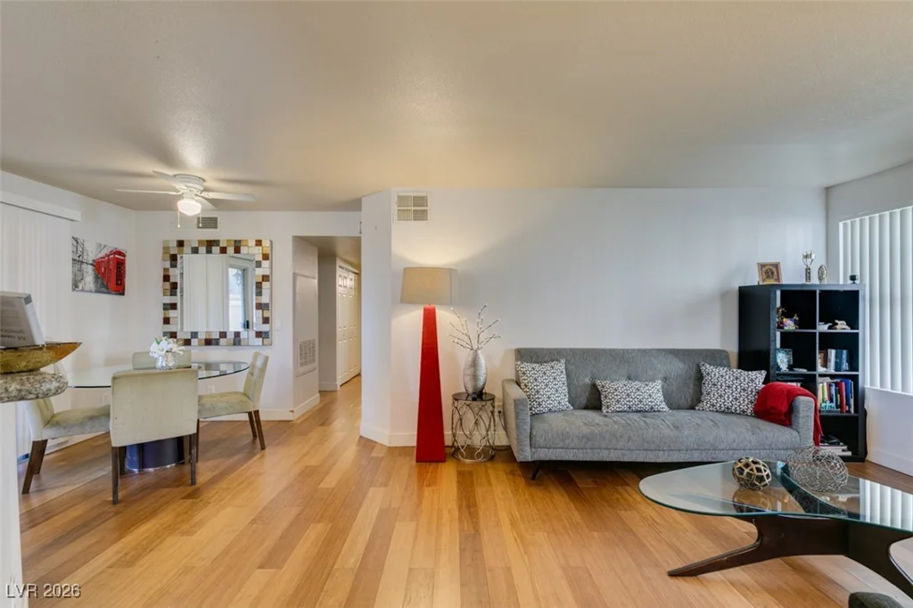 2801 Rainbow, Las Vegas, NV 89108