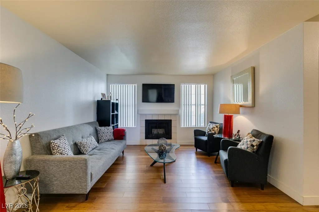 2801 Rainbow, Las Vegas, NV 89108