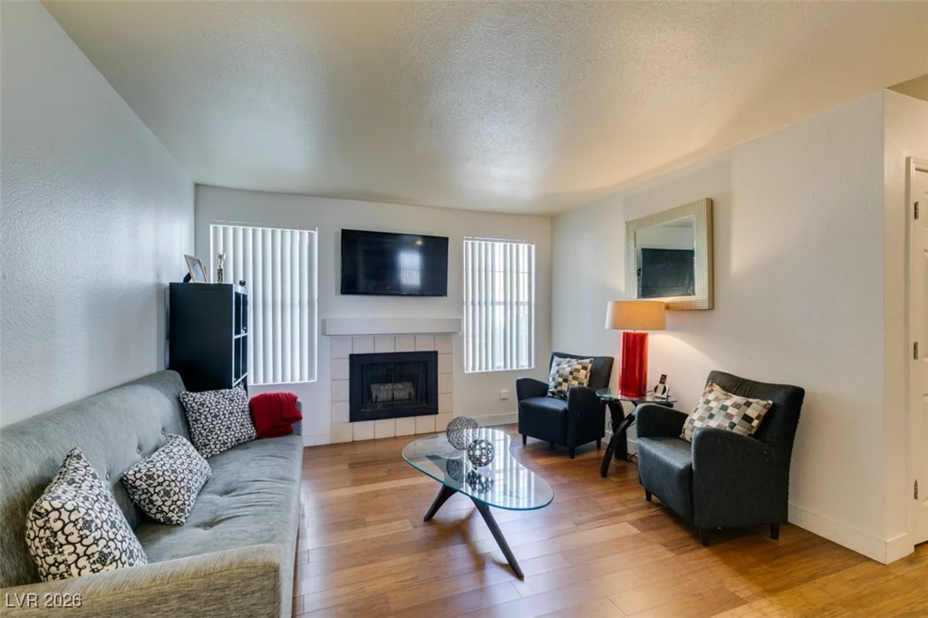 2801 Rainbow, Las Vegas, NV 89108