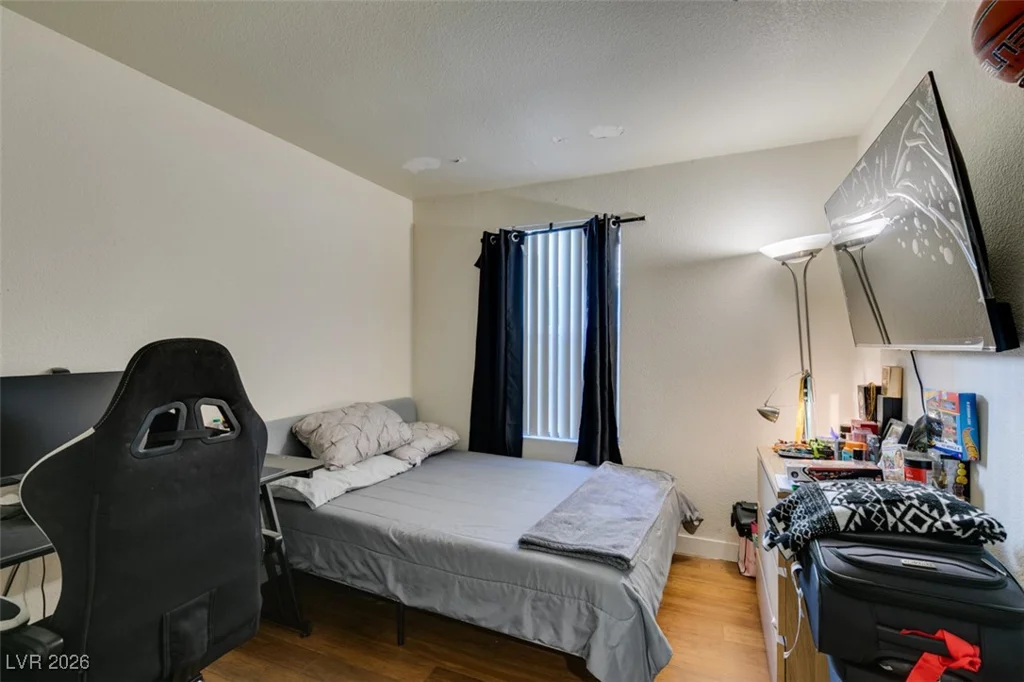 2801 Rainbow, Las Vegas, NV 89108