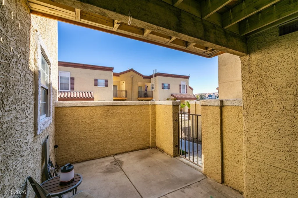 2801 Rainbow, Las Vegas, NV 89108