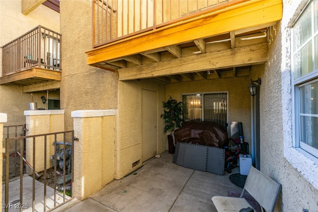 2801 Rainbow, Las Vegas, NV 89108