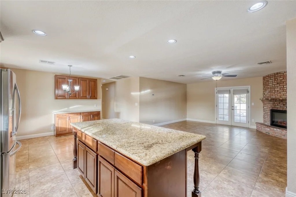 3138 Redwood, Las Vegas, NV 89146