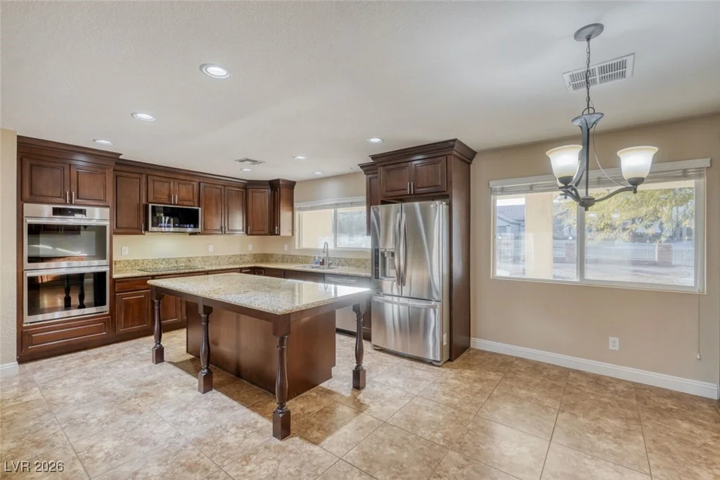 3138 Redwood, Las Vegas, NV 89146