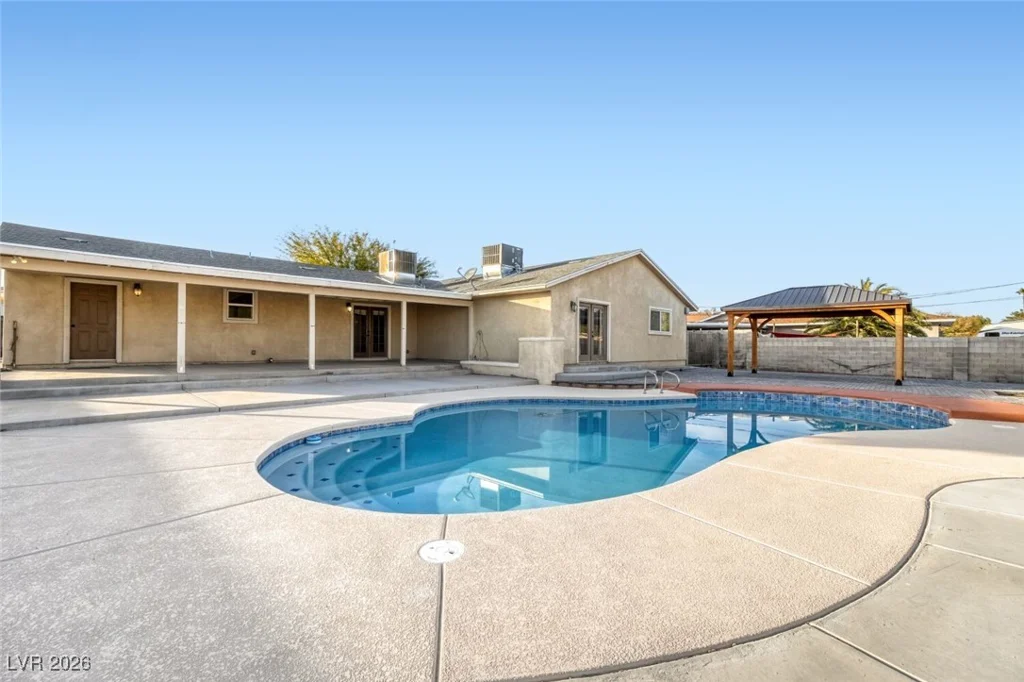 3138 Redwood, Las Vegas, NV 89146