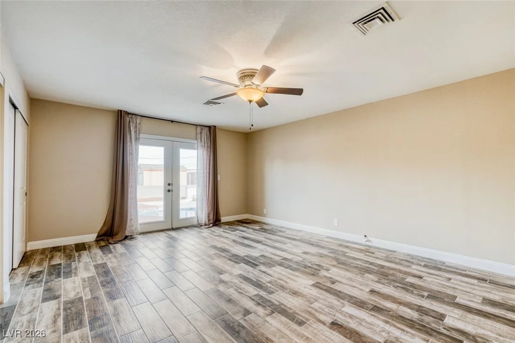3138 Redwood, Las Vegas, NV 89146