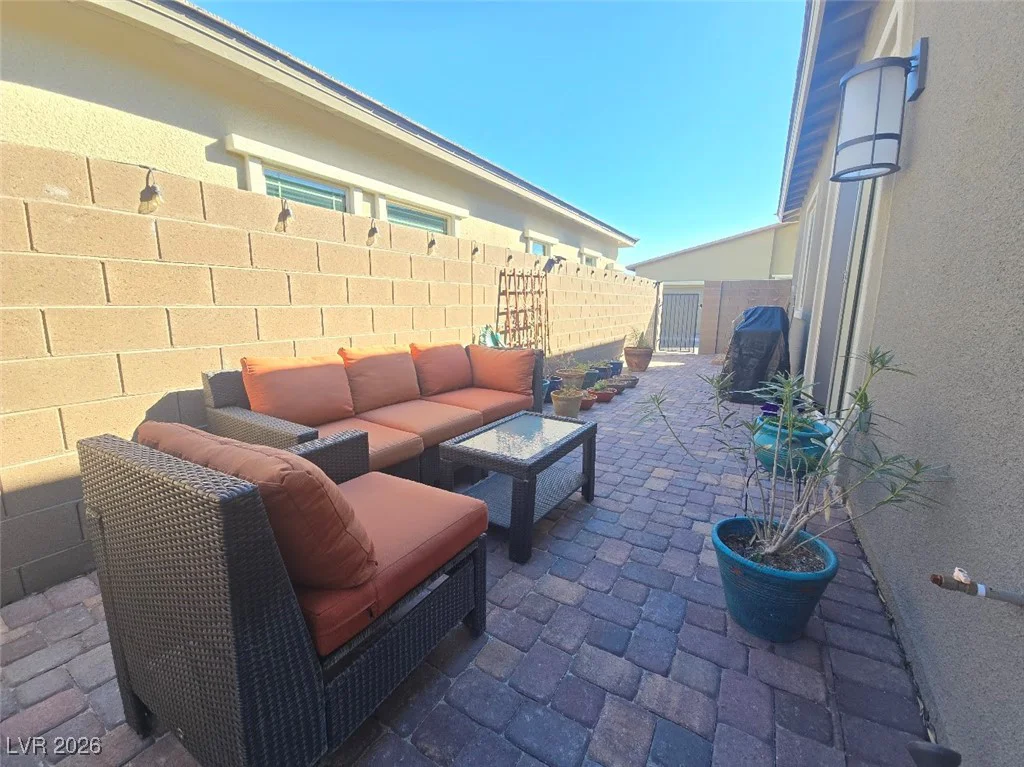 905 Belleforte, Las Vegas, NV 89138