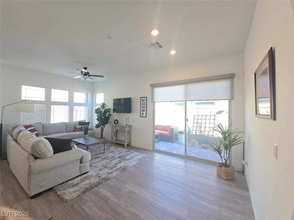 905 Belleforte, Las Vegas, NV 89138