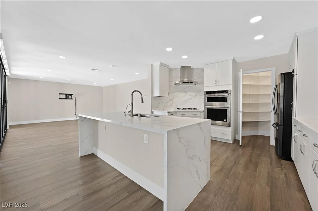 7770 Edna, Las Vegas, NV 89117