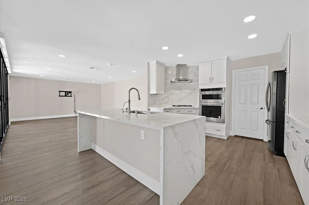 7770 Edna, Las Vegas, NV 89117