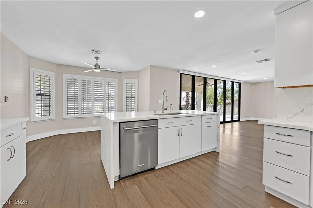 7770 Edna, Las Vegas, NV 89117