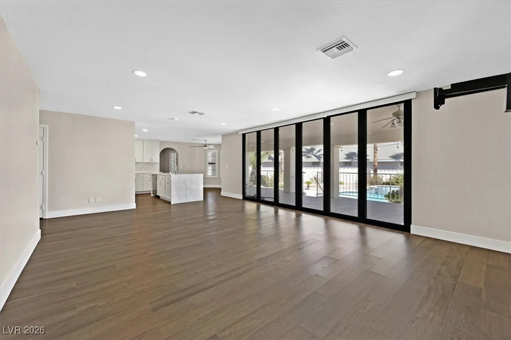 7770 Edna, Las Vegas, NV 89117