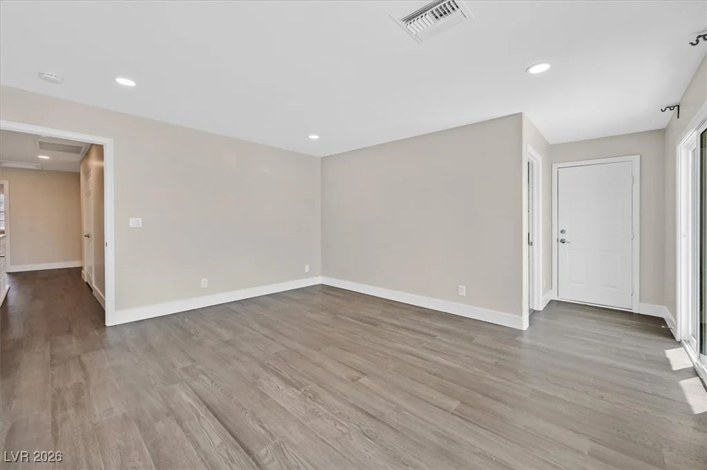7770 Edna, Las Vegas, NV 89117