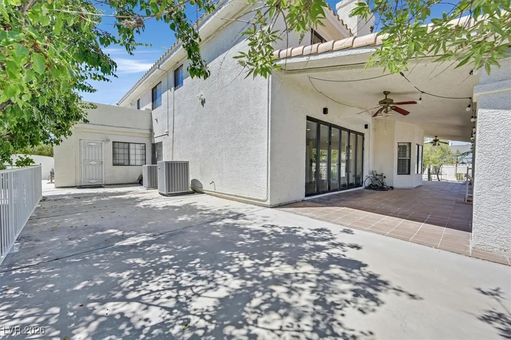 7770 Edna, Las Vegas, NV 89117