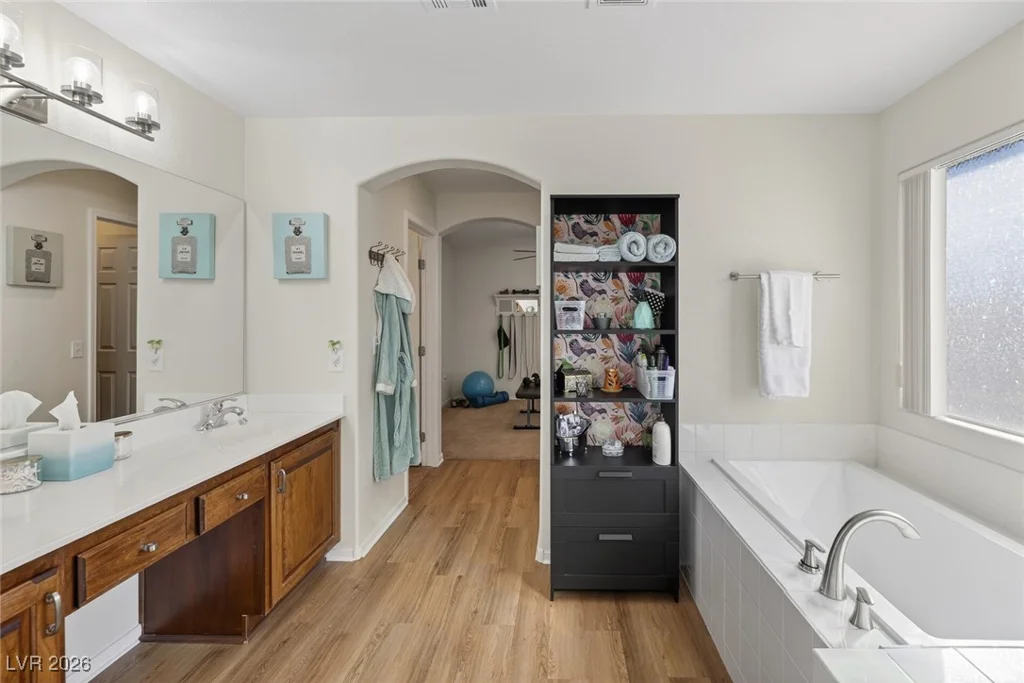 5245 Dawn Break Canyon, North Las Vegas, NV 89031