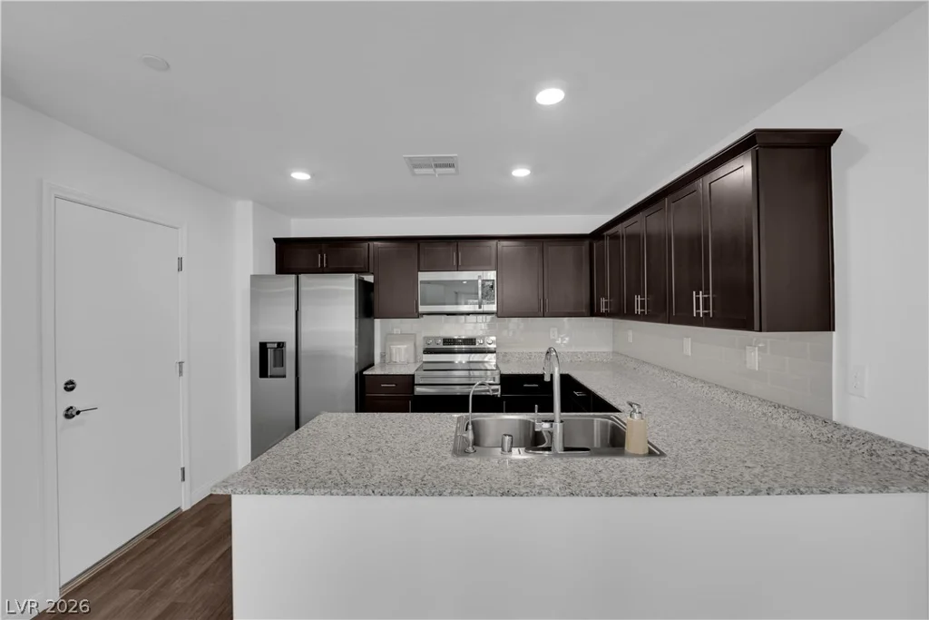 2872 Atomic Tangerine, Las Vegas, NV 89183