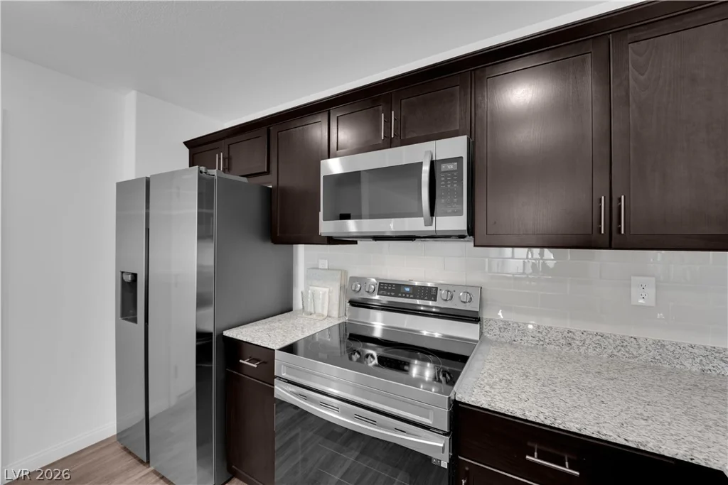 2872 Atomic Tangerine, Las Vegas, NV 89183