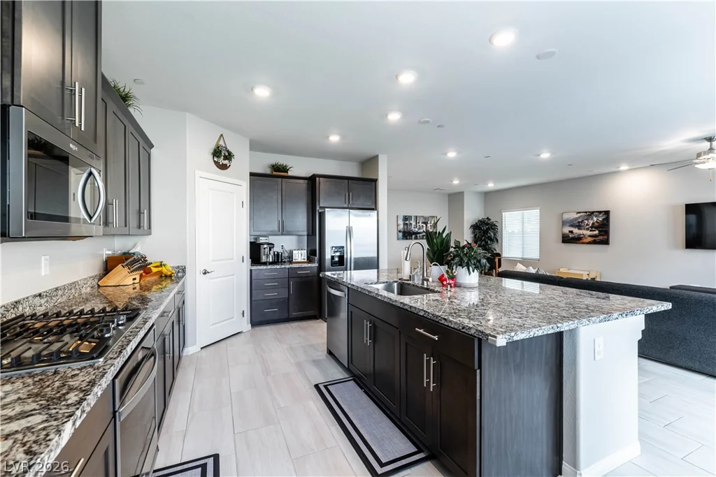 10766 Wild Parsley, Las Vegas, NV 89129