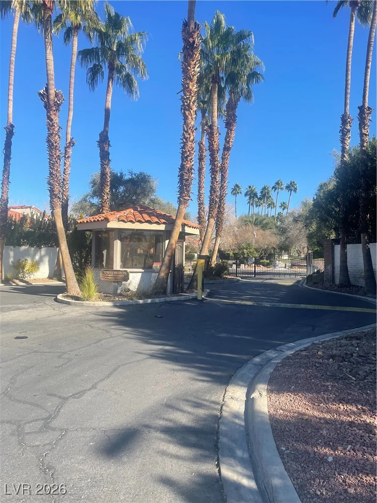 2411 Domingo, Las Vegas, NV 89121