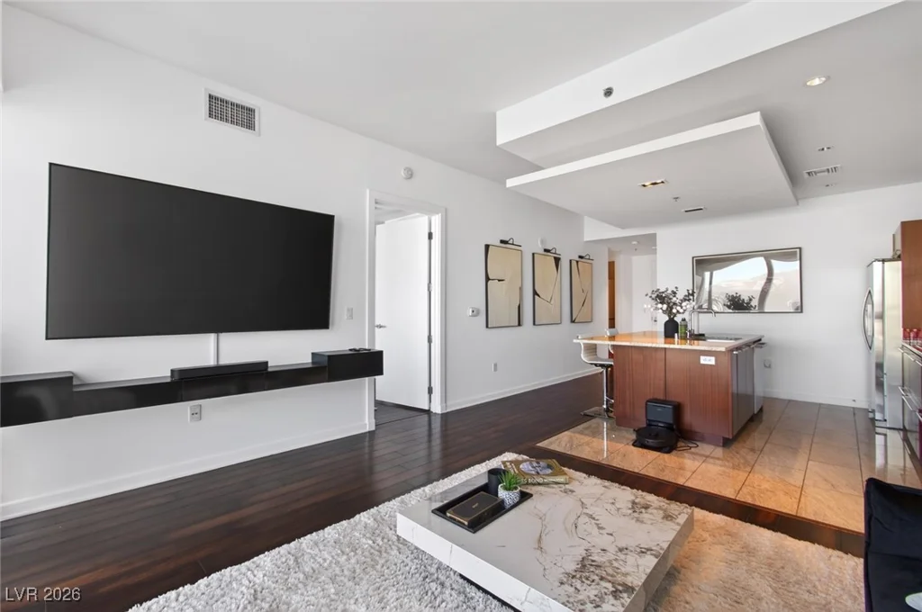 4471 Dean Martin, Las Vegas, NV 89103