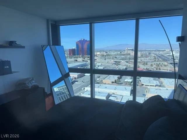 4471 Dean Martin, Las Vegas, NV 89103