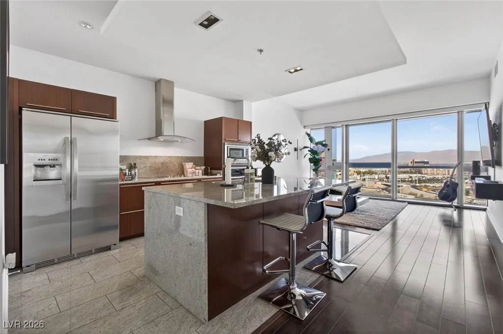 4471 Dean Martin, Las Vegas, NV 89103