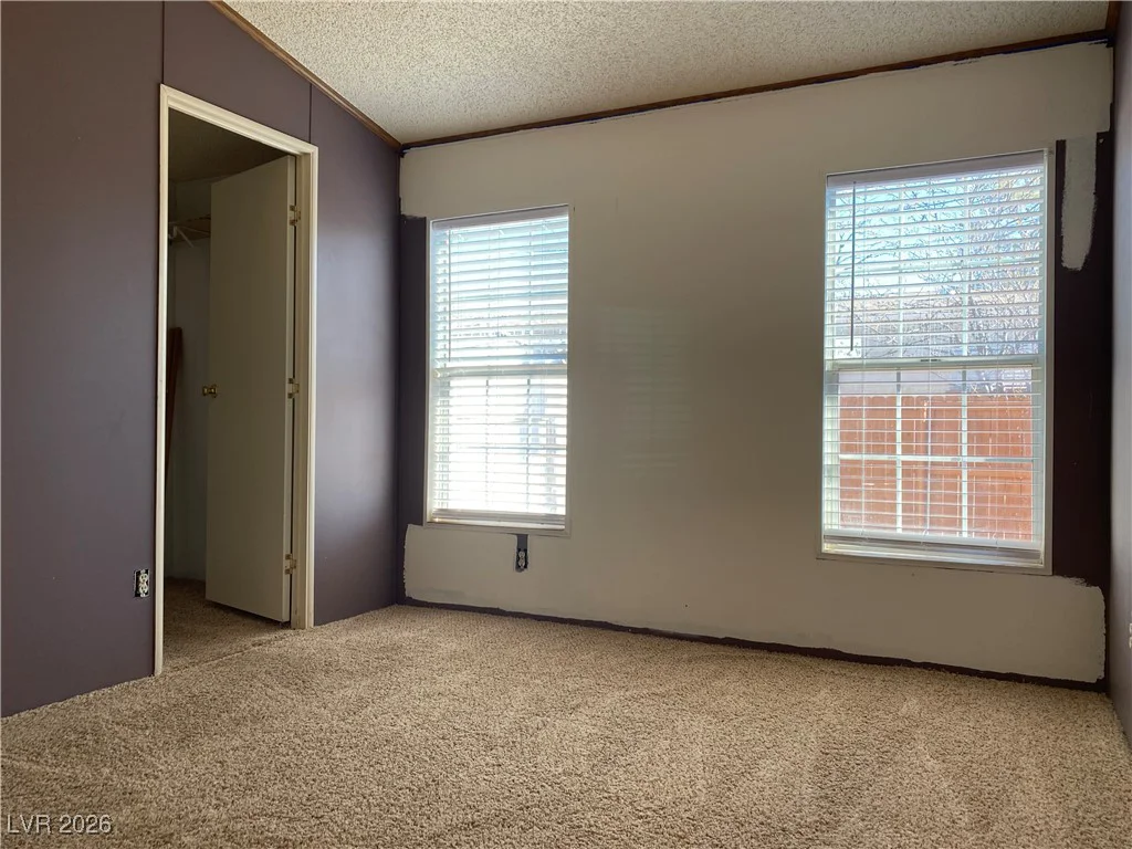281 Ellendale, Pahrump, NV 89048