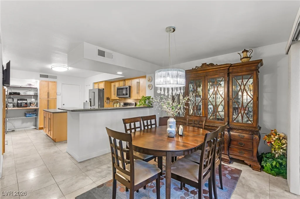 2608 Seashore, Las Vegas, NV 89128