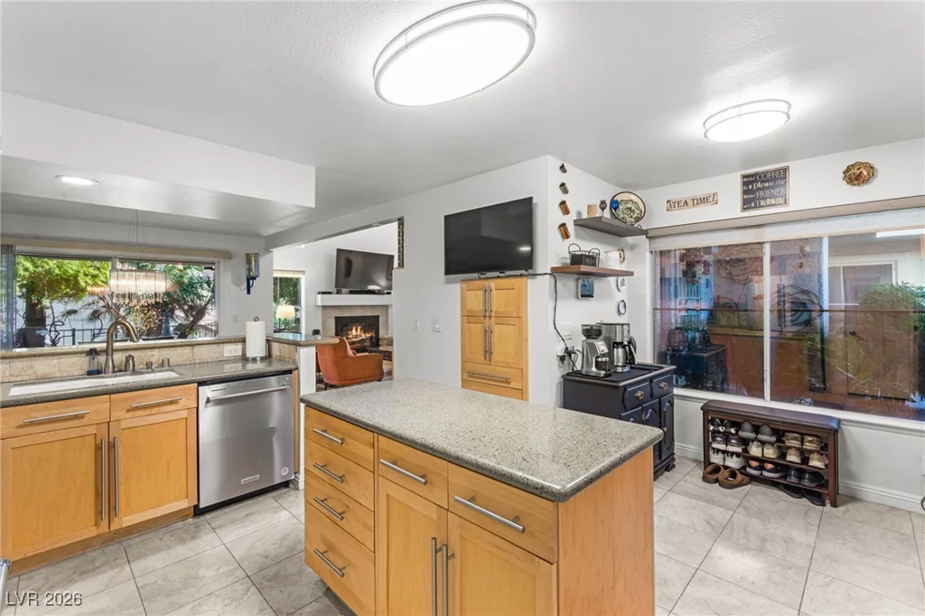2608 Seashore, Las Vegas, NV 89128