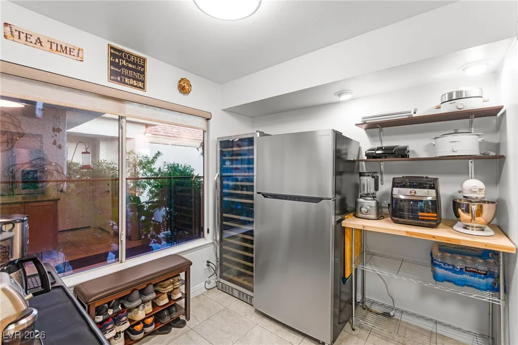 2608 Seashore, Las Vegas, NV 89128